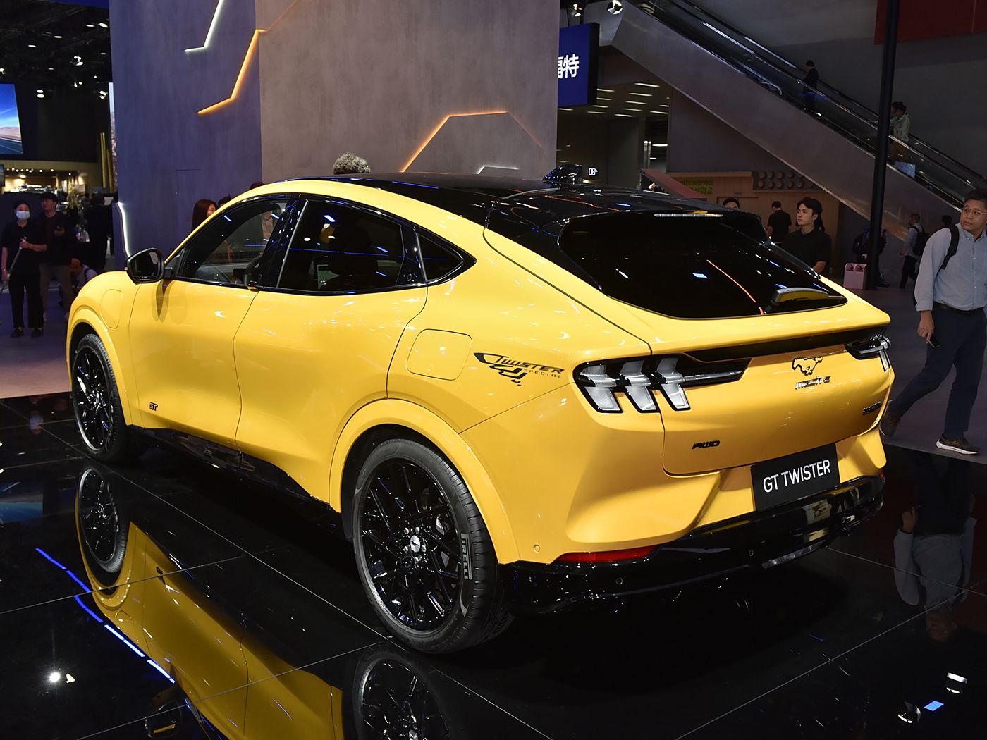 Электрический Mustang Ford