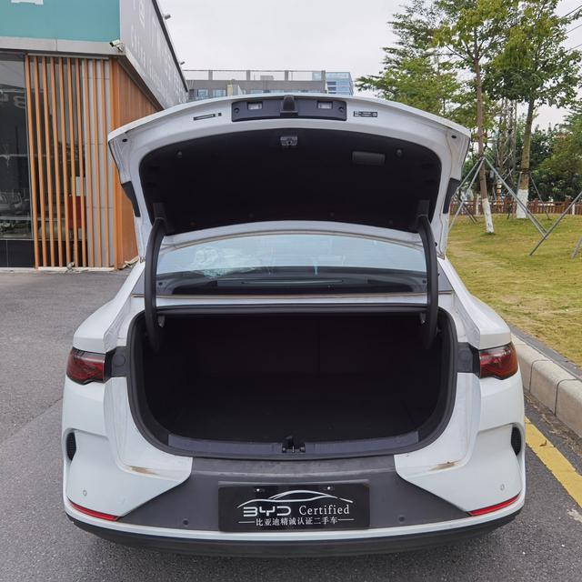 Pre-Owned BYD Qin L EV 2025 Model 545KM Excellence Version