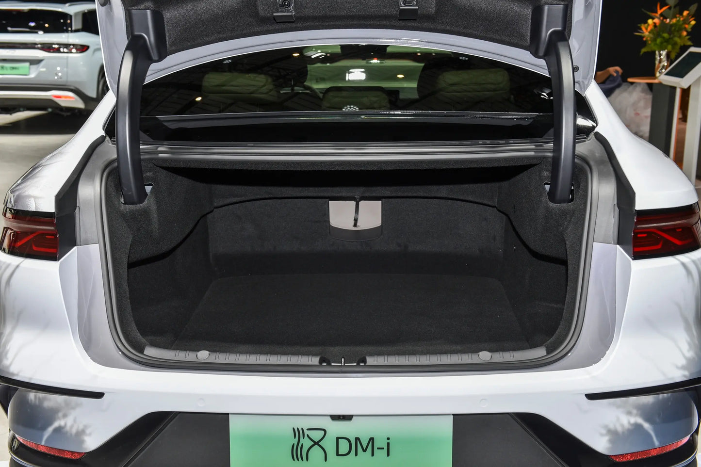 BYD Han DM -гибридный PHEV