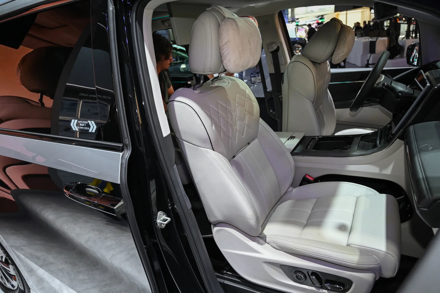 GAC Trumpchi Trumpchi E9 -Гибридный PHEV