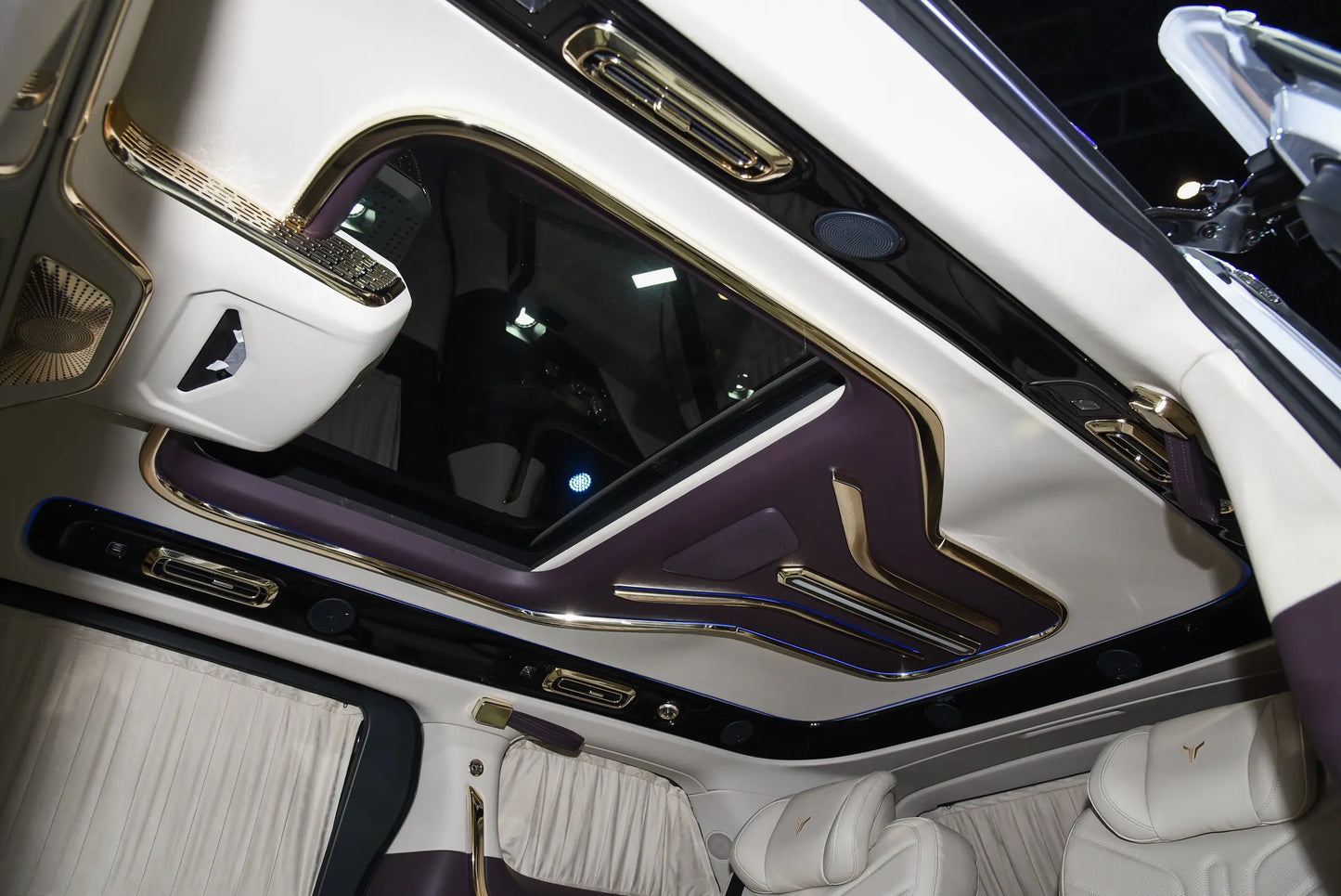 VOYAH Landwind Dreamer - هجينة PHEV