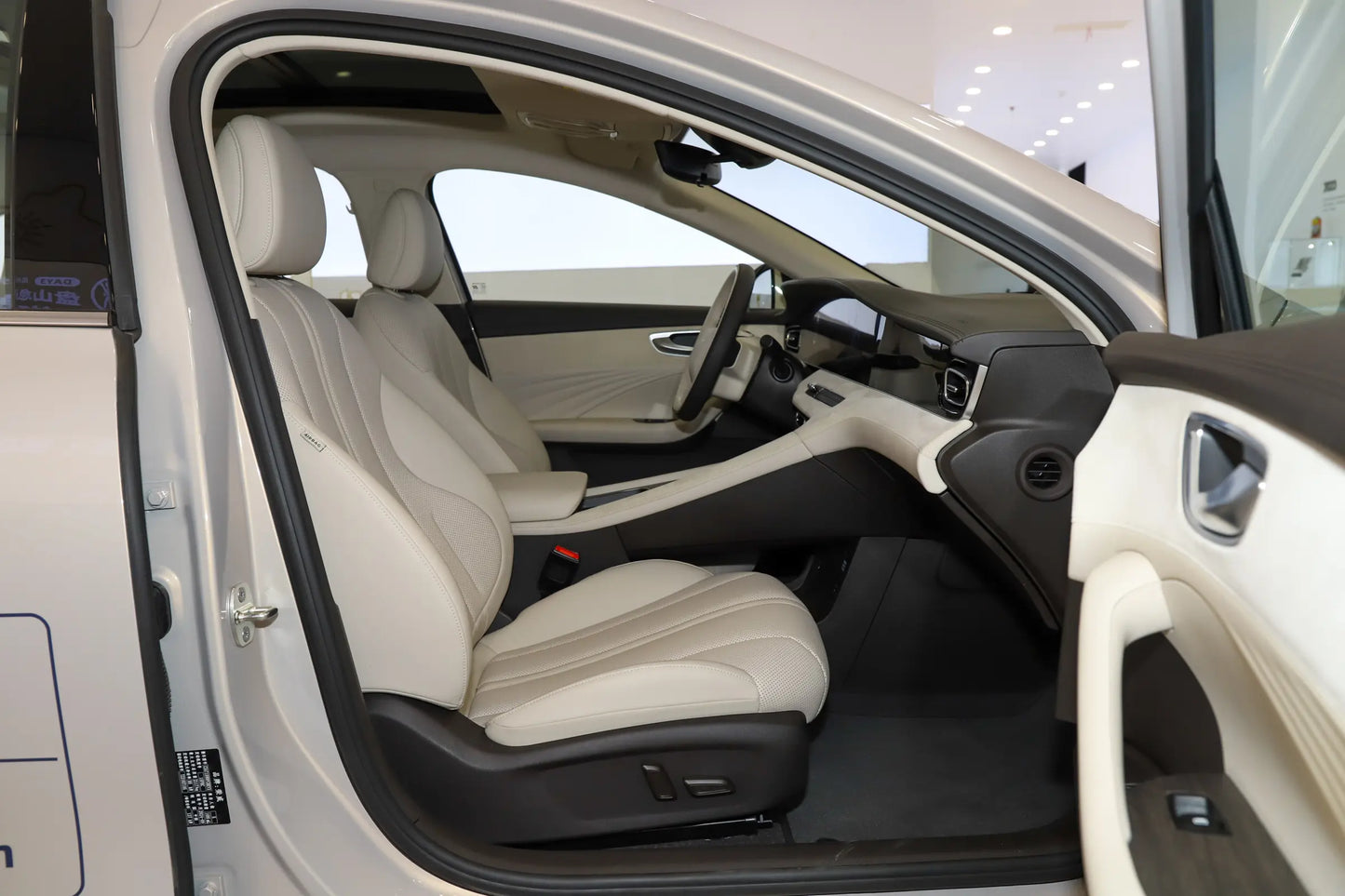 سايك موتور رووي D7 DMH - هايبرد PHEV