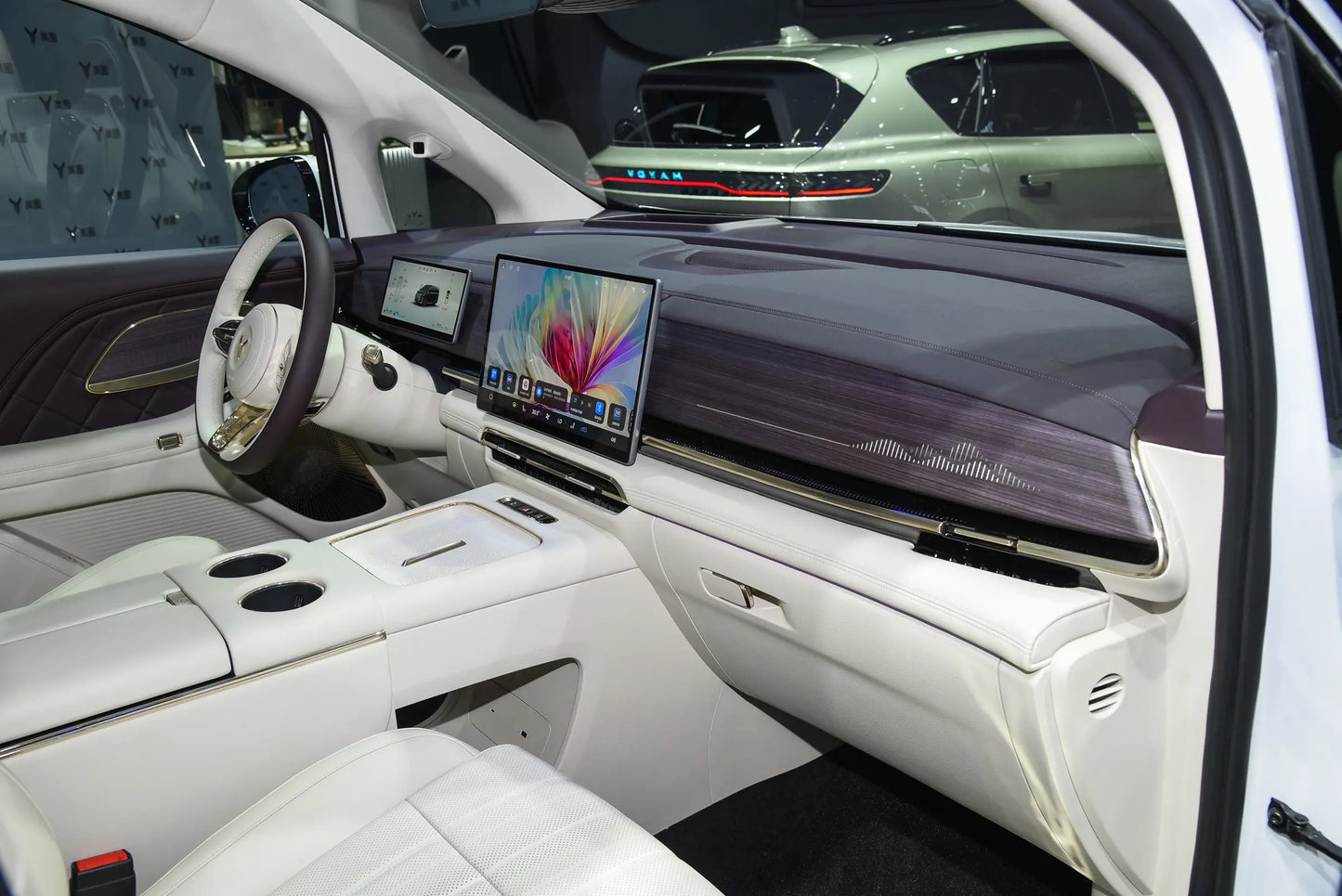 VOYAH Landwind Dreamer - هجينة PHEV