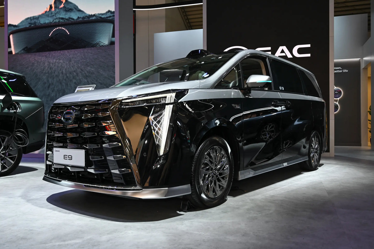GAC Trumpchi Trumpchi E9 -Гибридный PHEV