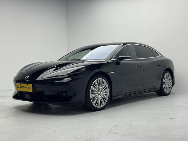 Certificated Pre-Owned Denza Z9 DM 2024 Edition 1100 4WD Ultra Version -u22375128