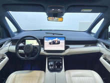 Certificated Pre-Owned ZEEKR 009 2023 WE Edition -u22685834