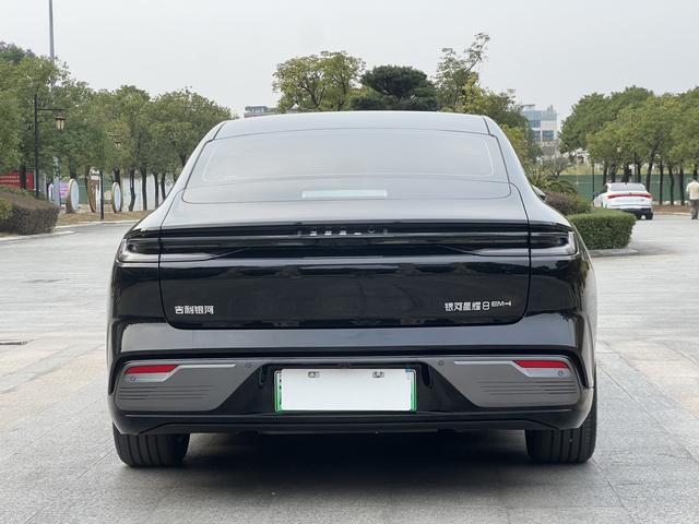 Certificated Pre-Owned Geely Galaxy Xingyao 8 PHEV 2025 Edition 130km EM-i Prestige Version -u21901431