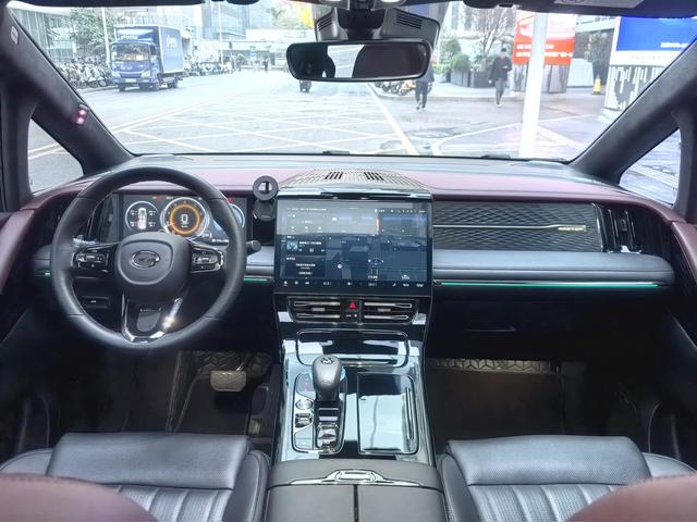 Certificated Pre-Owned GAC Trumpchi M8 2023 Master Series 2.0TGDI Flagship Edition - u22714028