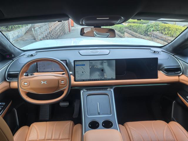 Certificated Pre-Owned XPENG G9 2025 Model 625 Long Range Maxu22158486