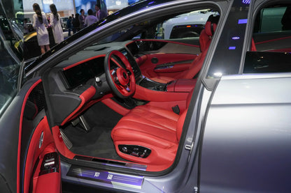 يانغوانغ ينظر إلى U7 -Hybrid PHEV