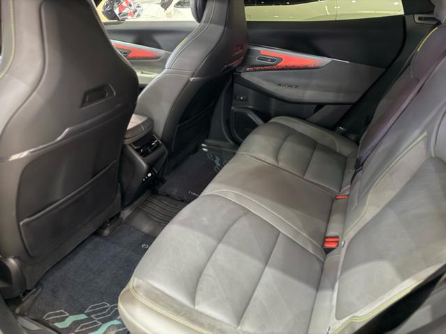 Certificated Pre-Owned Lynk & Co 08 EM-P 2023 120 Long Range Halo -u21811601