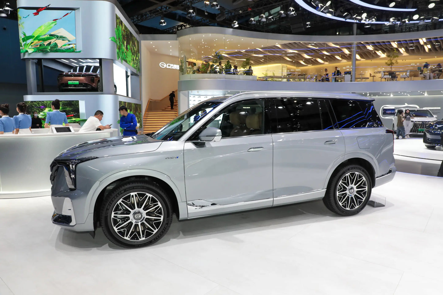 جي أيه سي ترومتشي ترومتشي ES9 - هجين PHEV