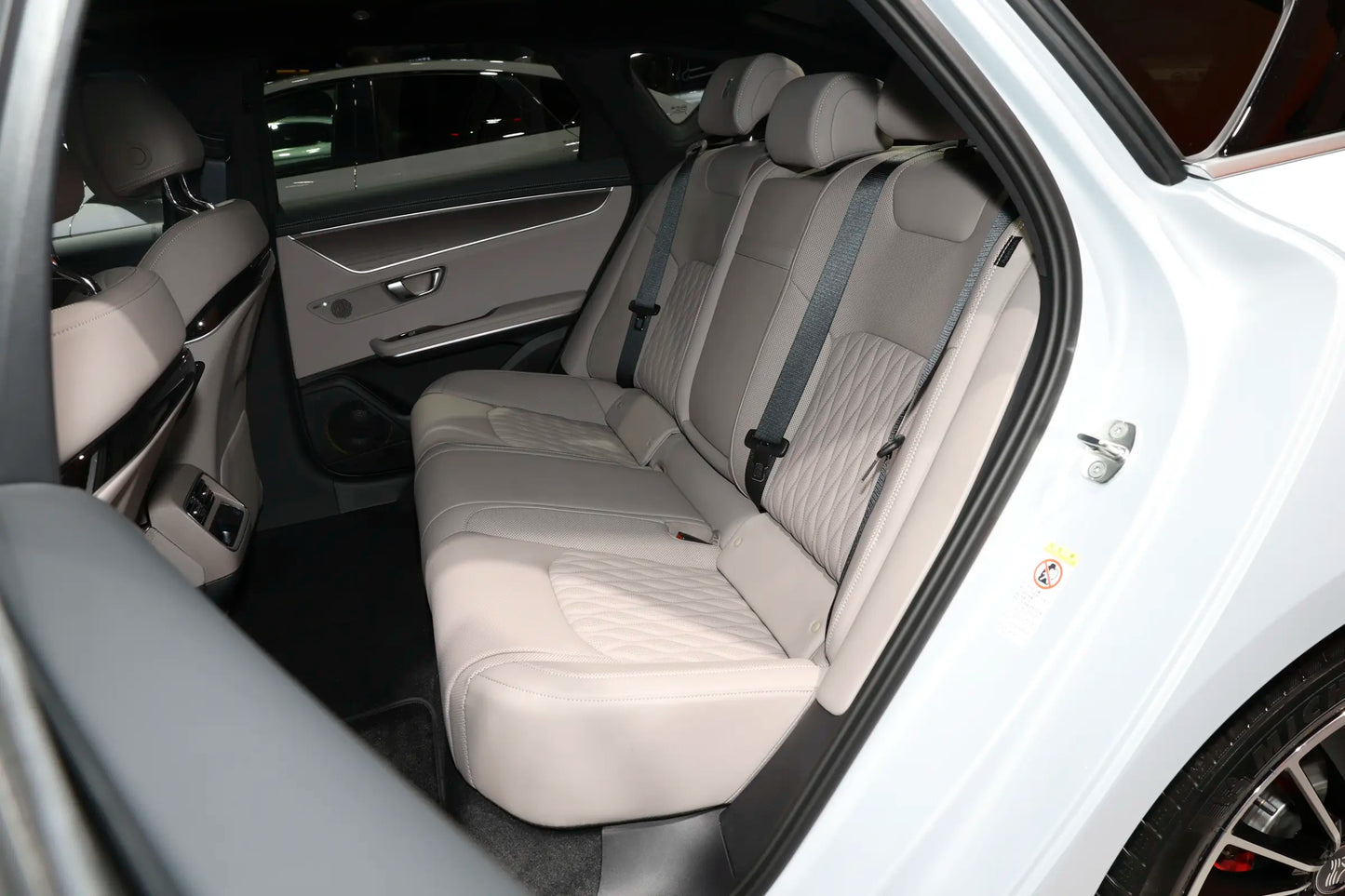 BYD هان EV