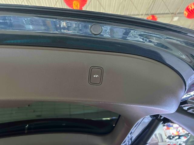 Pre-Owned Wenjie M7 2024 Ultra Five - Seat Four - Wheel Drive Intelligent Driving Edition