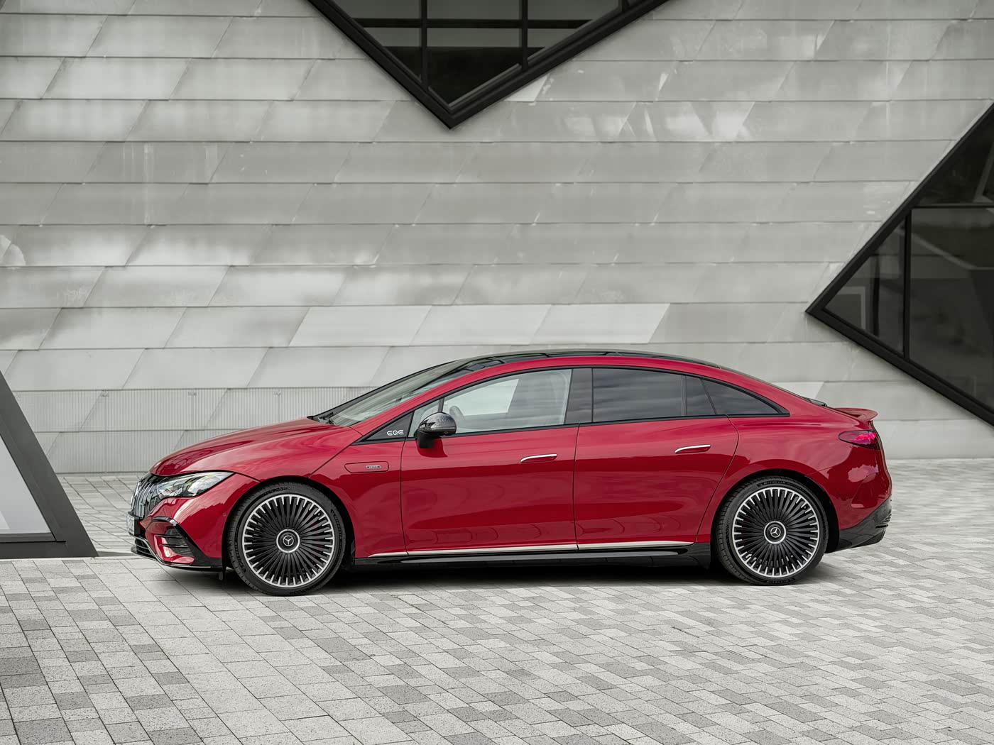 مرسيدس-AMG بنز EQE AMG