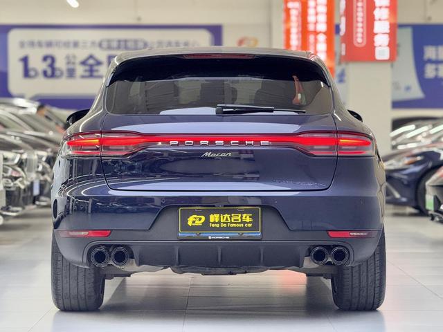 Certificated Pre-Owned 2018 Porsche Macan 2.0T - u22546974