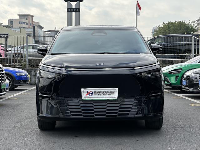 Certificated Pre-Owned XPENG X9 2025 All-electric 650 Long-range Max -u22465510