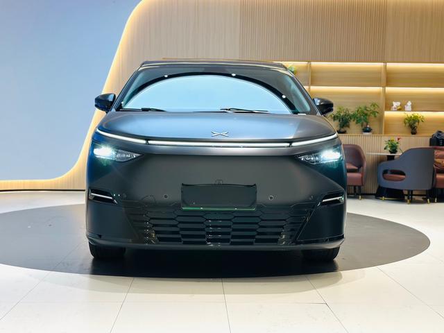 Certificated Pre-Owned XPENG X9 2025 Edition Pure Electric 740 Ultra Long Range Maxu21467261