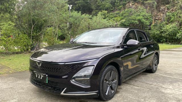 Certificated Pre-Owned SAIC-GM-Wuling Xingguang PHEV 2023 70 Standard Version -u20777717