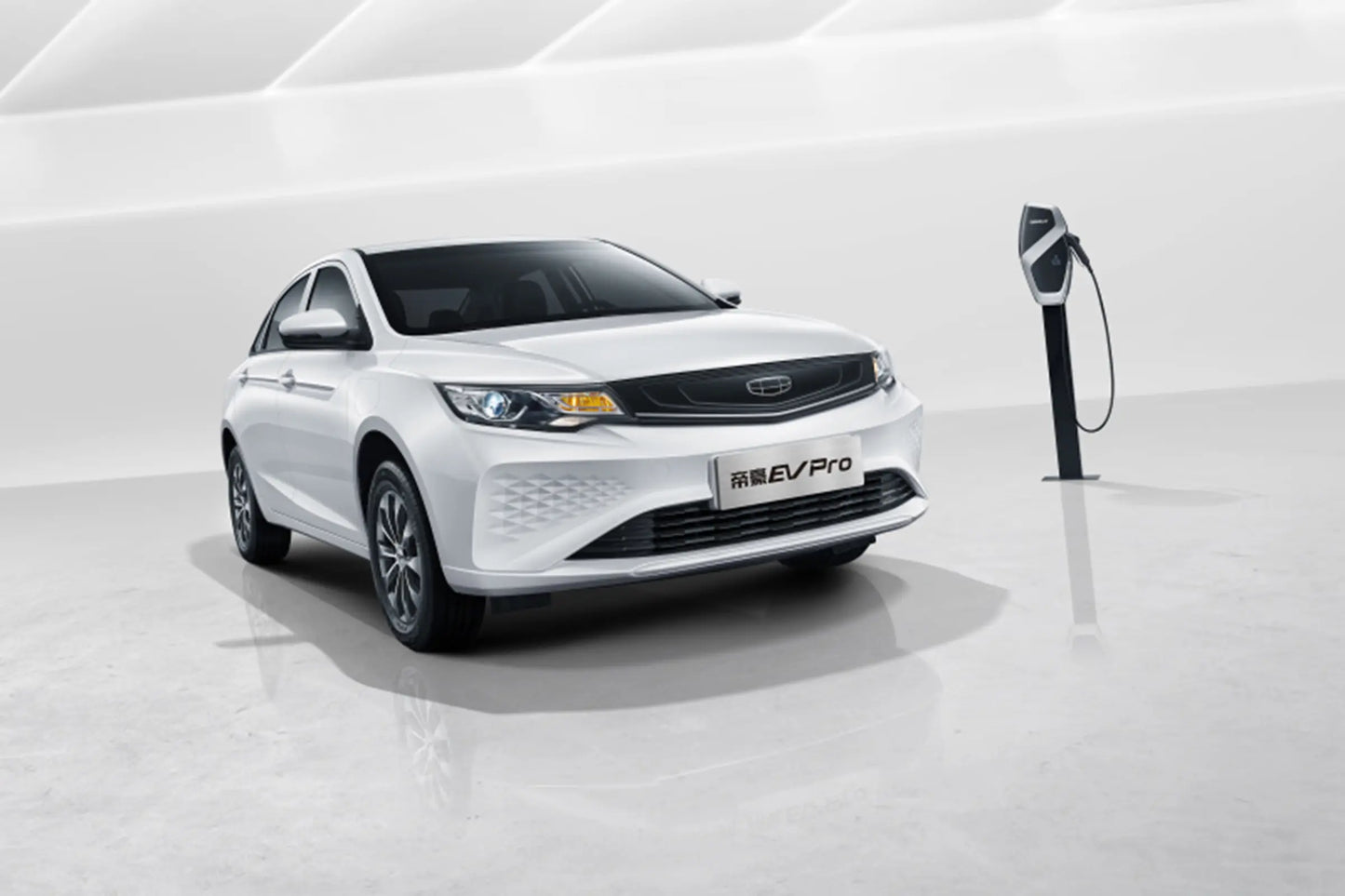جيلي جيومتري إمجراند EV