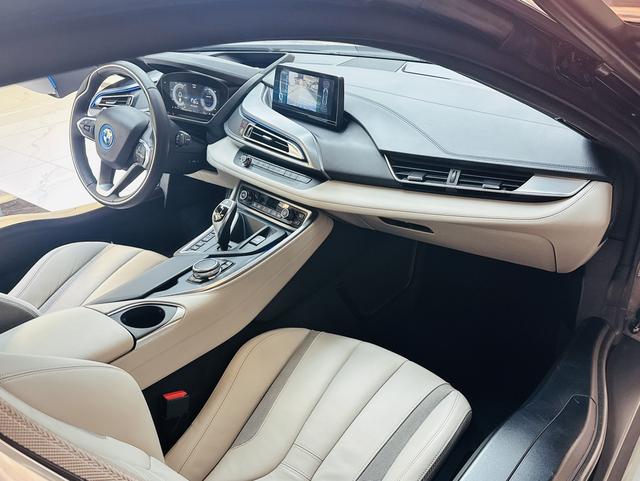 Certificated Pre-Owned BMW i8 2014 Standard Model