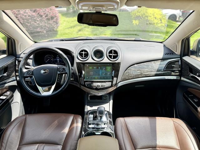 Certificated Pre-Owned BYD Tang DM 2015 DM 2.0T Four-Wheel Drive Flagship Edition -u21578847