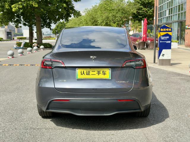 Pre-Owned Model Y 2021 Long-Range All-Wheel Drive Version