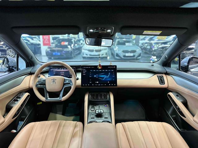 Pre-Owned BYD Song L EV 2024 Model 662km Transcend Version