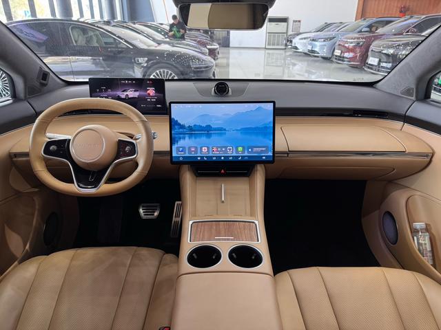 Certificated Pre-Owned Zhijie R7 2024 Edition All-electric 100kWh Ultra Four-wheel Drive Version -u22522433