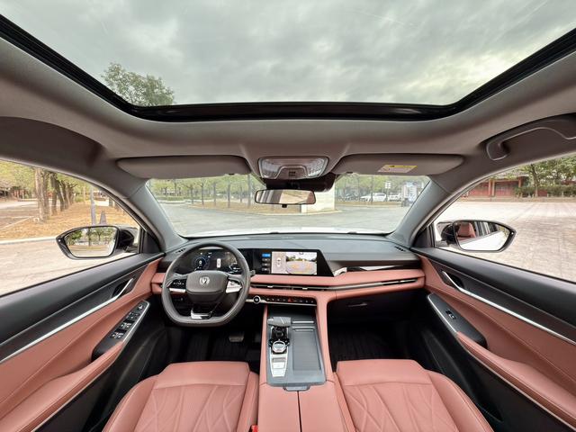 Certificated Pre-Owned Changan CS75 PLUS 2024 Third Generation Champion Edition 1.5T Automatic Intelligent Driving Powerful Navigation Model - u22176837