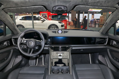بورش باناميرا E-Hybrid PHEV