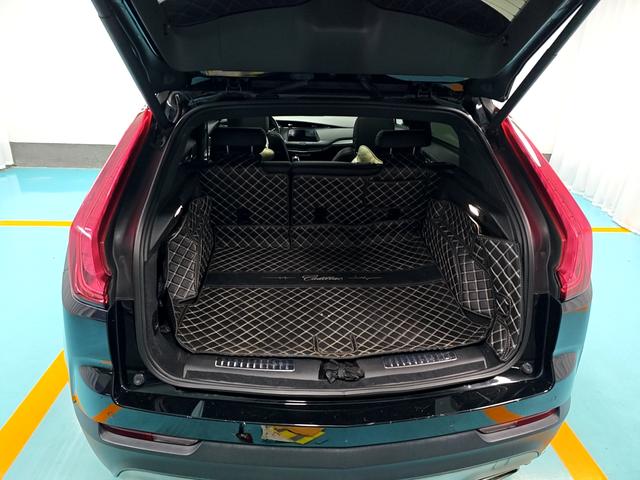 Certificated Pre-Owned Cadillac XT4 2020 28T Two-Wheel Drive Leading Edition - u22559581