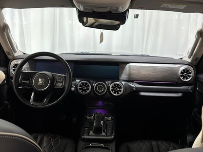 Certificated Pre-Owned GWM Tank 300 2023 Urban Edition 2.0T Wo Kan Version - u22730115