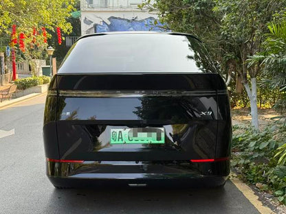 Certificated Pre-Owned XPENG X9 2024 702 Ultra Long Range Max-u22211515