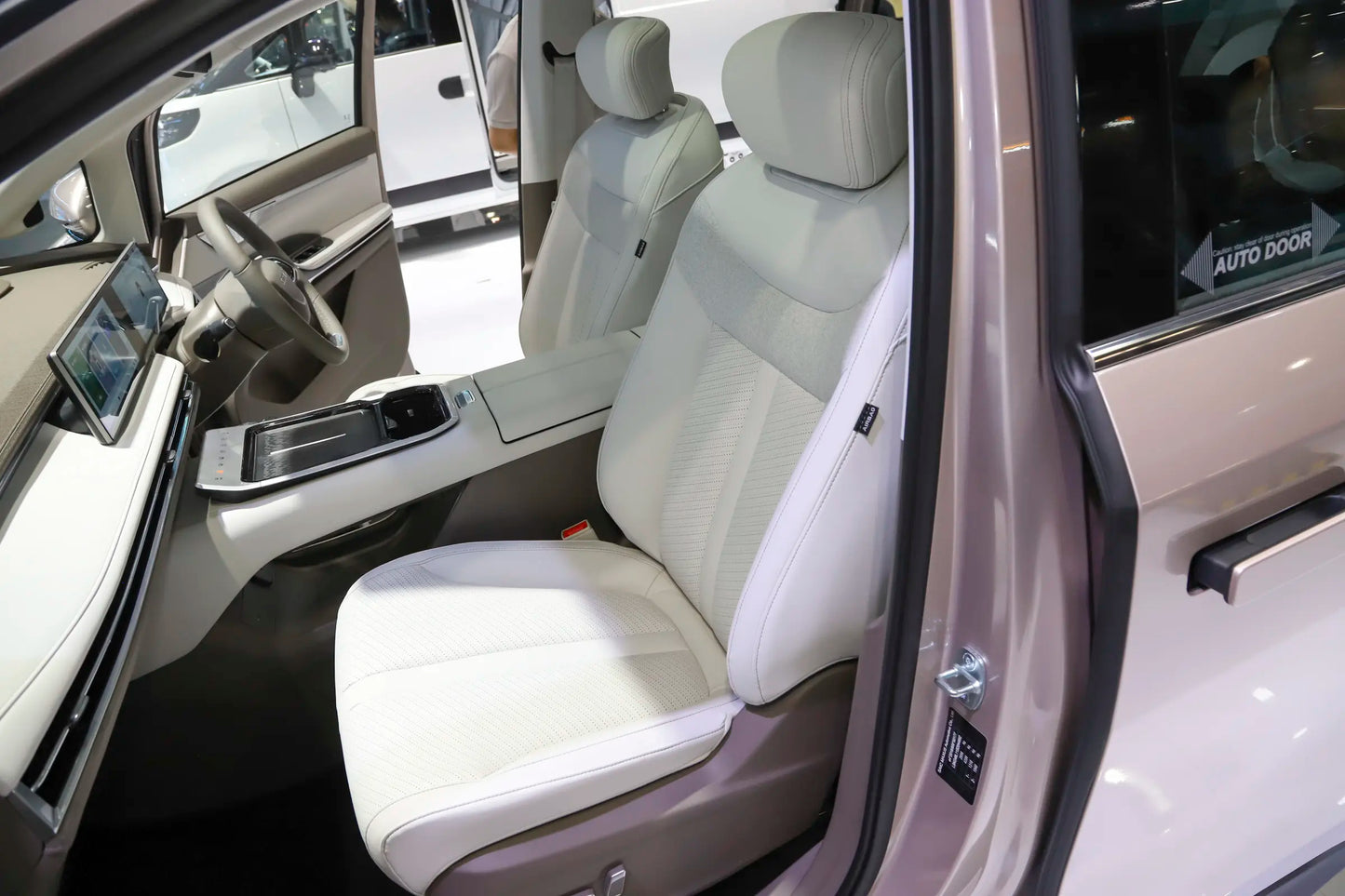 سايك ماكسوس MIFA7 EV