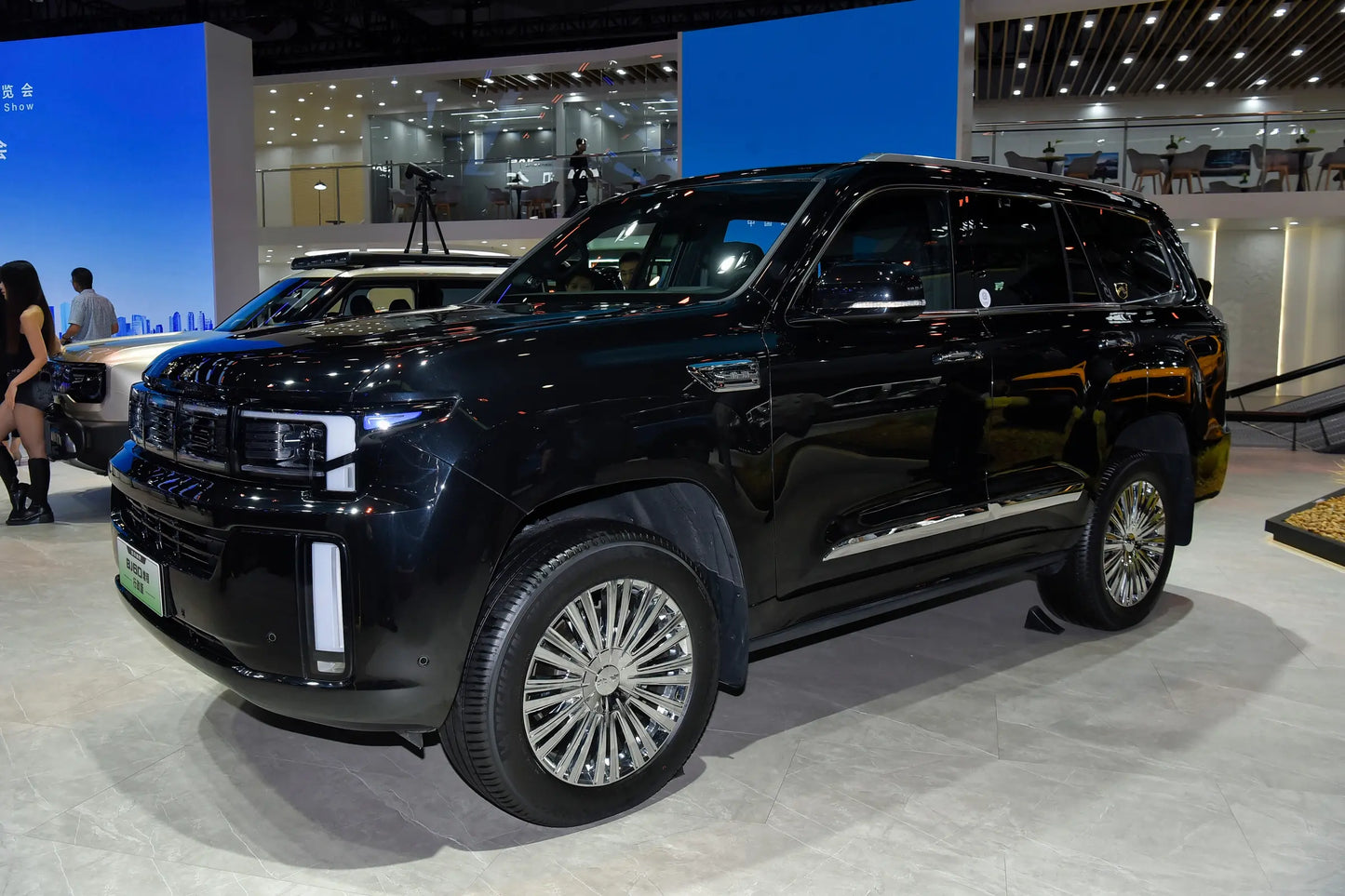 سيارة بايك BJ60 Thunder-Hybrid REEV للطرق الوعرة
