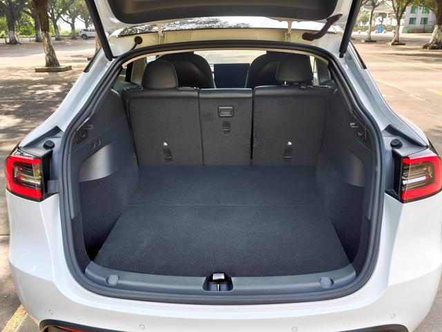 Pre-Owned Tesla Model Y 2021 Standard Range Rear-Wheel Drive Version