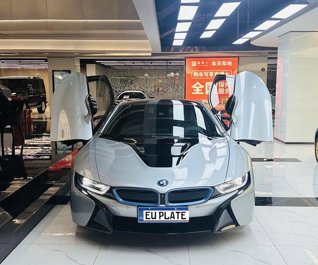 Certificated Pre-Owned BMW i8 2014 Standard Model