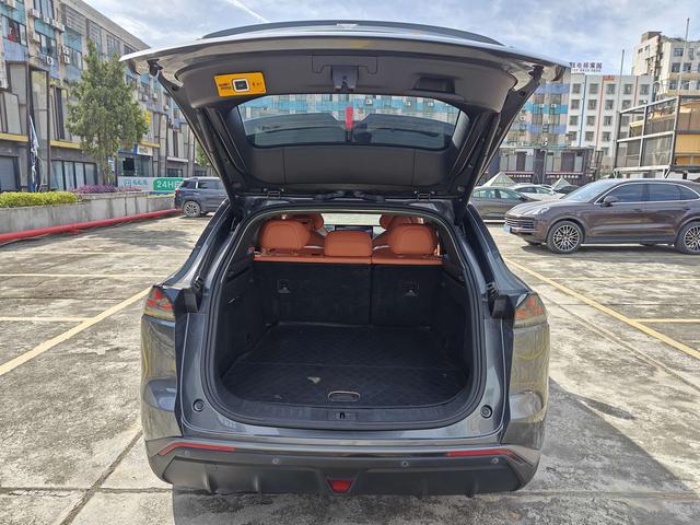 Pre-Owned Deep Blue S07 2023 Model 200Max Extended-Range Version