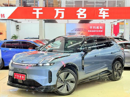 Certificated Pre-Owned Lynk & Co 08 EM-P 2025 220 4WD Performance Halo -u21520909