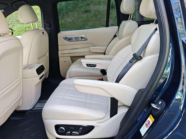 Certificated Pre-Owned Deepal S09 2025 Rear-Wheel Drive Ultra+ -u22102660