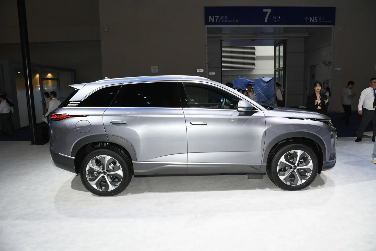 BYD Frigate 07 - سيارة هجينة PHEV
