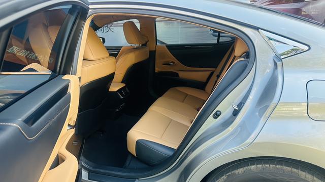 Certificated Pre-Owned Lexus ES 2022 200 Premium Edition - u22317647