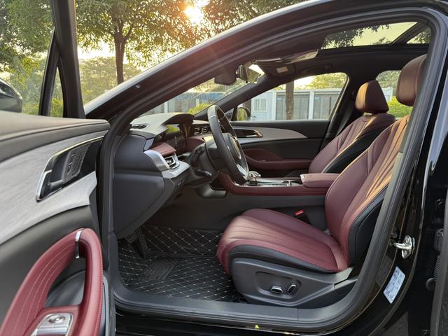 Certificated Pre-Owned Hongqi H5 2025 1.5T DCT Xuanying Edition - u21935709