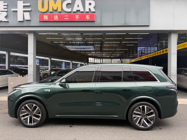 Pre-Owned Li Xiang L8 2023 Pro Version