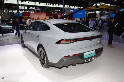 دونغفنغ نيسان فينوسيا V DD-i -Hybrid PHEV