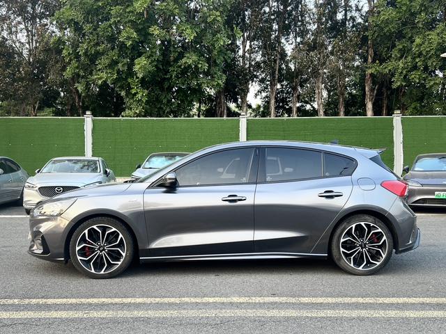 Certificated Used Ford Focus 2020 Hatchback EcoBoost 180 Automatic ST Line