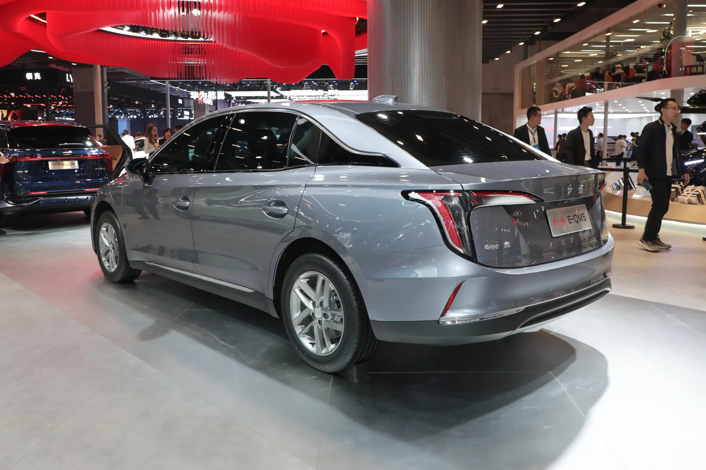 هونغكي E-QM5