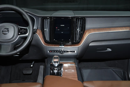فولفو XC60 - هجينة PHEV
