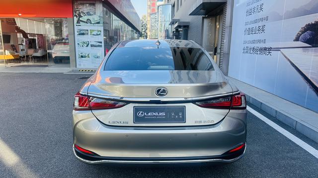 Certificated Pre-Owned Lexus ES 2022 200 Premium Edition - u22317647